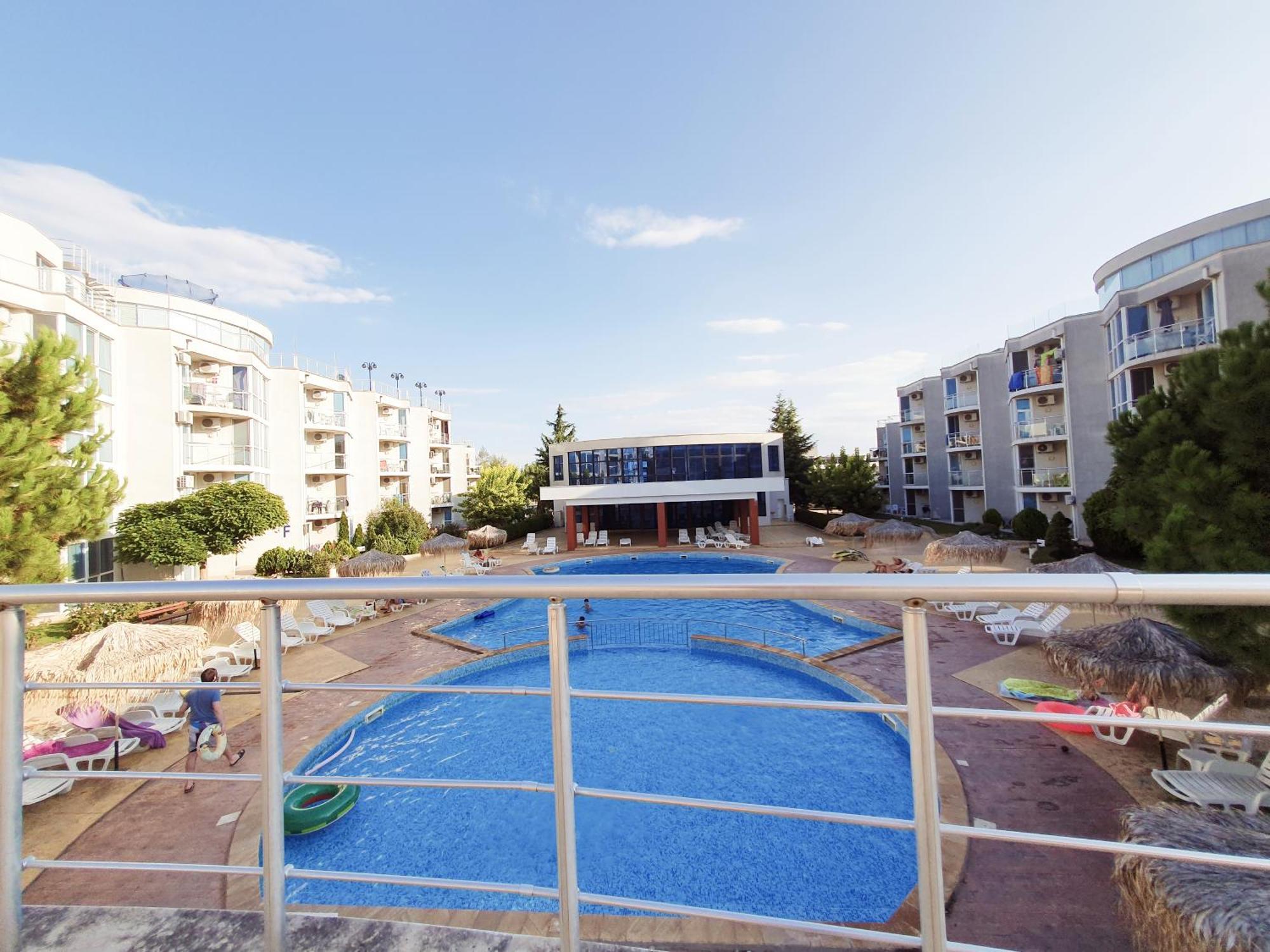 Elena'S Lux Aparthotel - Town & Sea View - Atlantis Spa Szarafovo Kültér fotó
